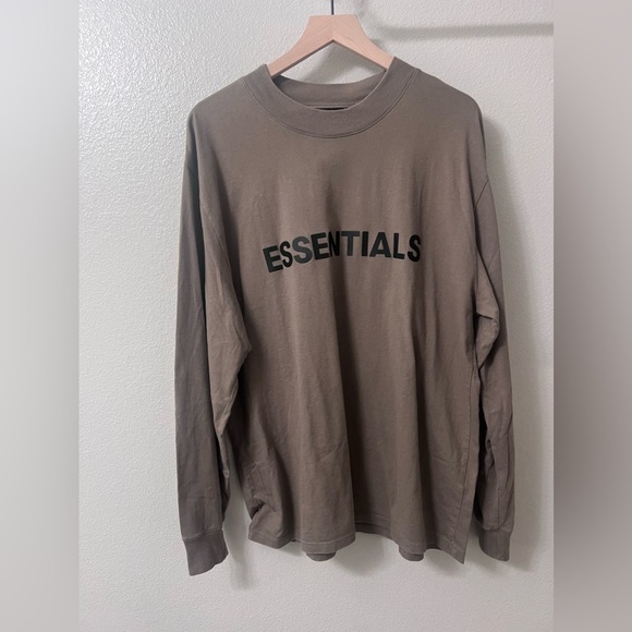 Fear of God Essentials Long-Sleeve Tee 'Taupe’ Size Large - Picture 2 of 5